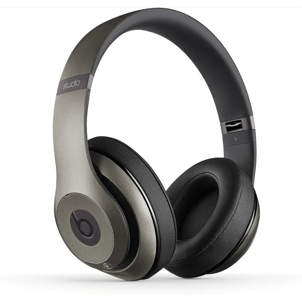 Beats Solo3 Wireless On-Ear Headphones good condition with carrying case